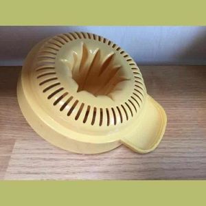 Vintage Kitchen - Vintage KitchenAid Yellow Plastic Reamer Vintage Kitchen - Vintage KitchenAid Yellow Plastic Reamer